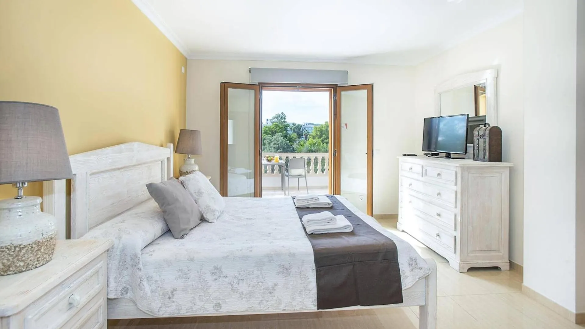 Villa Green Lake By Villa Plus Playa de Muro